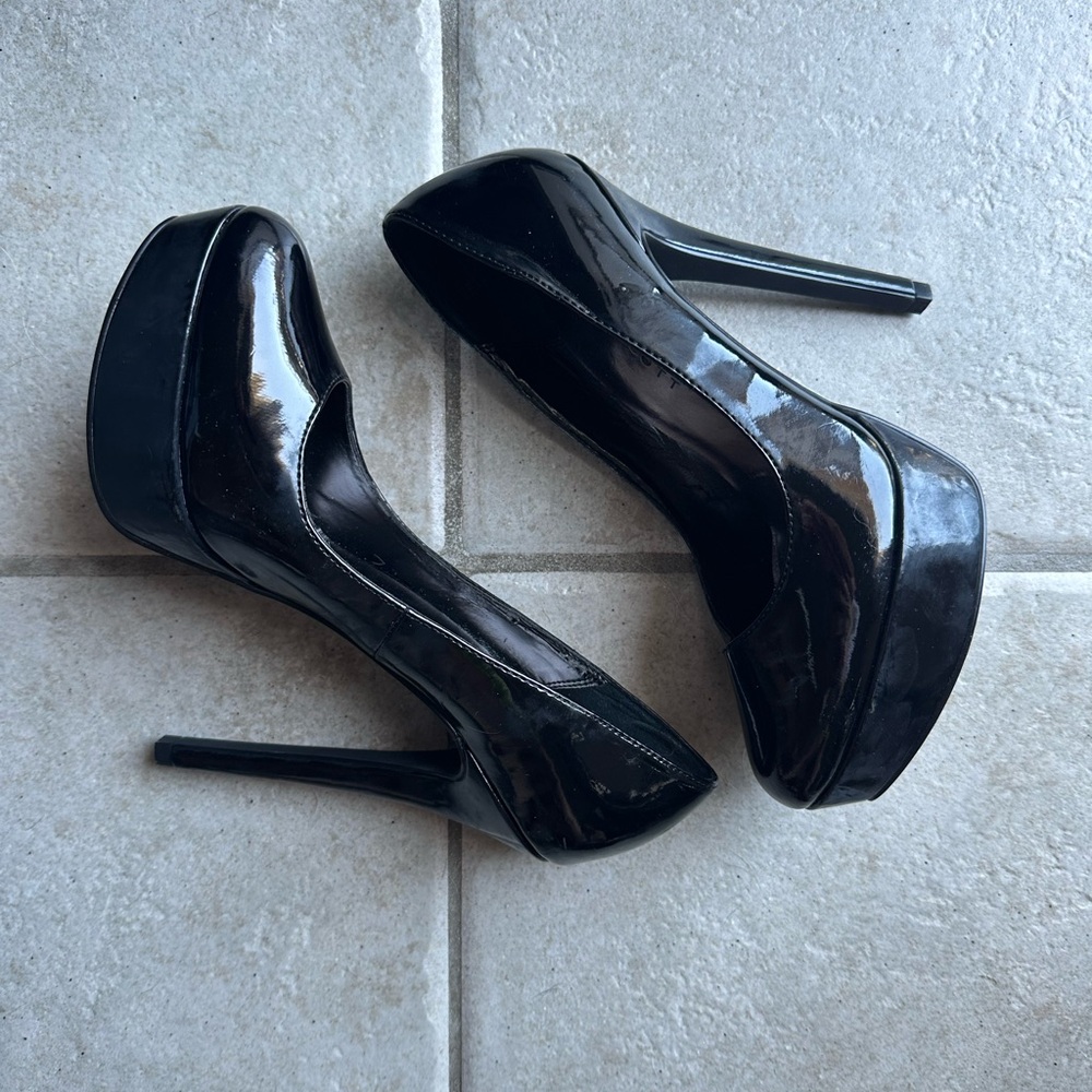Elegant Black Platform Heels
